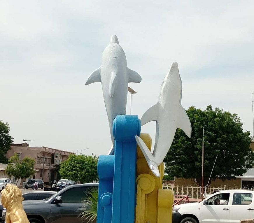 N'Djamena : Que font des baleines au cœur du Sahel ? N'Djamena : Que font des baleines au cœur du Sahel ?