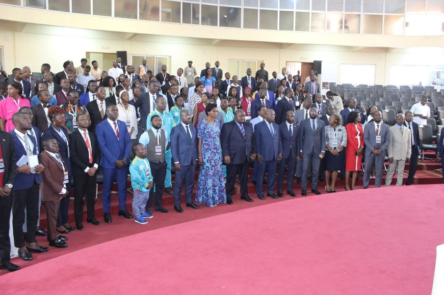 Cameroun : lancement officiel de la 2ème édition des Olympiades du Marché Financier d’Afrique Centrale Cameroun : lancement officiel de la 2ème édition des Olympiades du Marché Financier d’Afrique Centrale