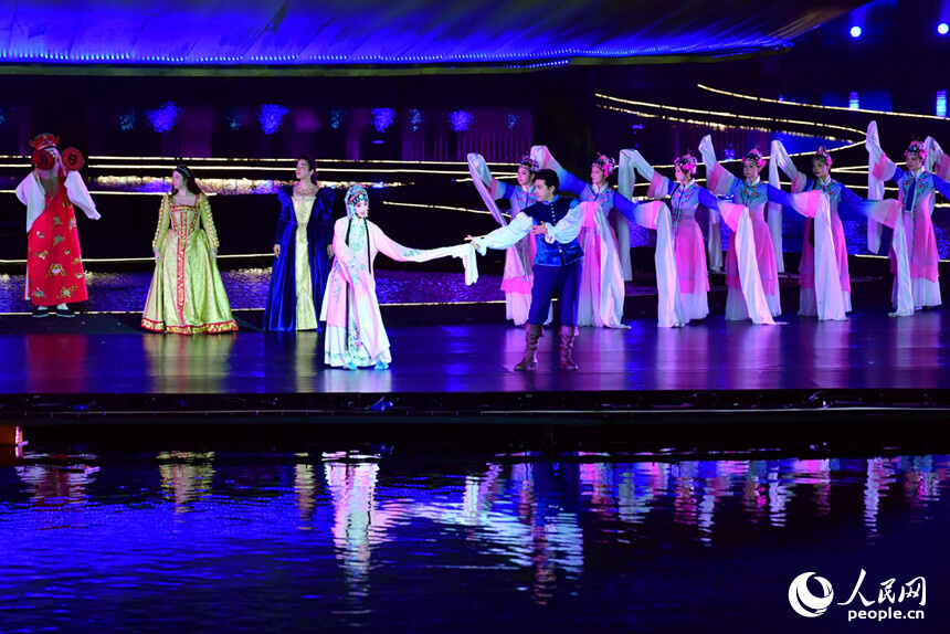 The 7th Tang Xianzu International Theater Exchange Month kicks off. (Photo/Shi Yu)