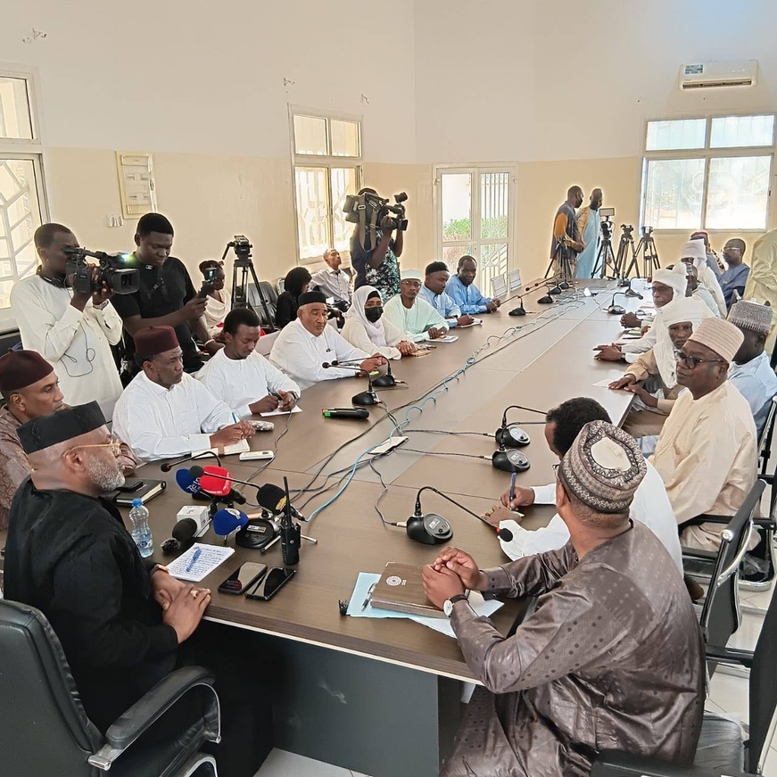 Tchad : Le Ministre Mahamat Assileck Halata apporte des clarifications sur la situation foncière à Goudji Amaragoze Tchad : Le Ministre Mahamat Assileck Halata apporte des clarifications sur la situation foncière à Goudji Amaragoze