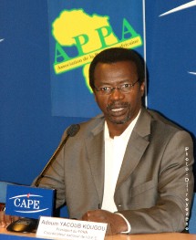 Tchad: Idriss Deby, la France et l'Union européenne Tchad: Idriss Deby, la France et l'Union européenne