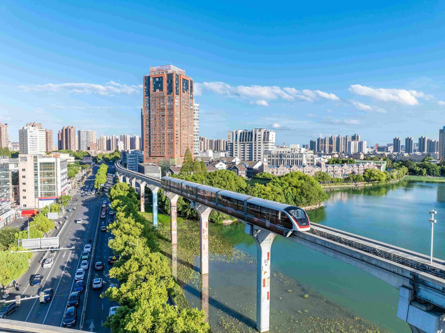 An autonomous monorail train runs in Wuhu, east China's Anhui province. (Photo/Tao Haijin) An autonomous monorail train runs in Wuhu, east China's Anhui province. (Photo/Tao Haijin)