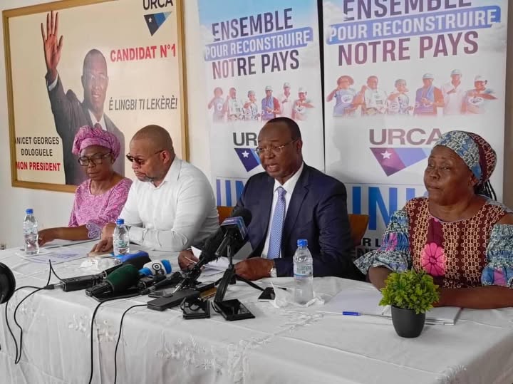 Présidentielle en Centrafrique : Duel de communication entre Dologuélé et le camp Touadéra