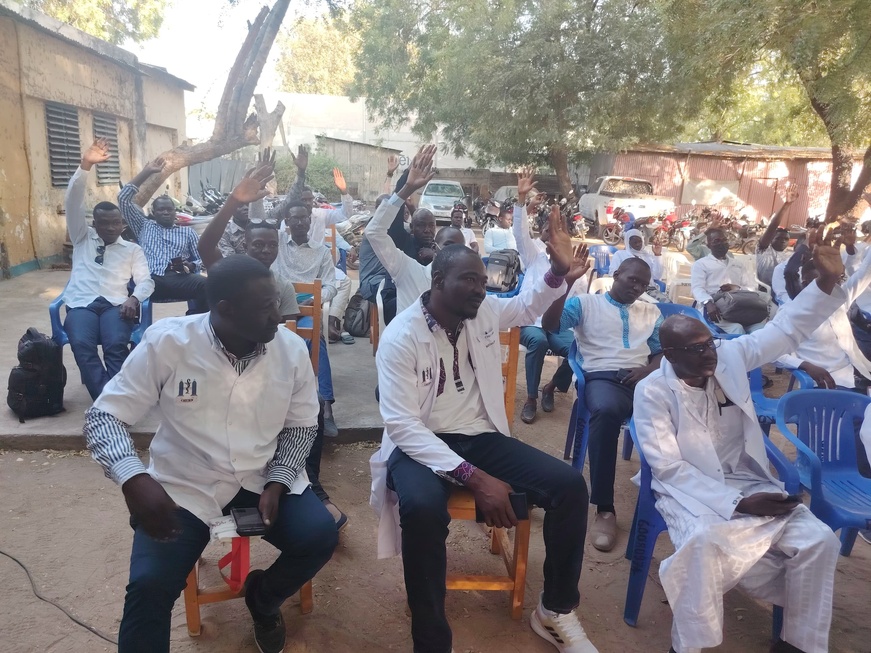 Tchad : Les médecins renouvellent leur grève pour deux semaines Tchad : Les médecins renouvellent leur grève pour deux semaines