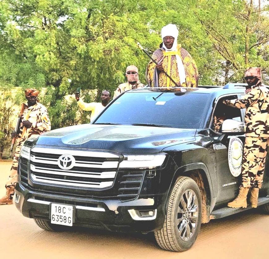 Ouaddaï : Abéché en liesse pour le retour de Sa Majesté Chérif Abdelhadi Mahadi Ouaddaï : Abéché en liesse pour le retour de Sa Majesté Chérif Abdelhadi Mahadi