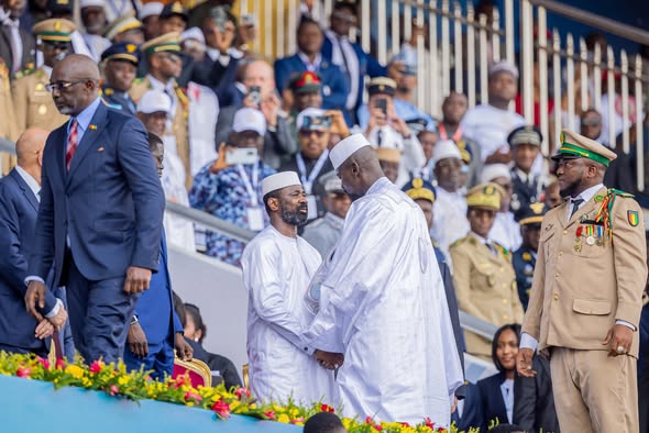 Mali-Guinée : Assimi Goïta célèbre l'investiture de Doumbouya et scelle une alliance indéfectible