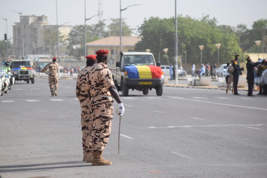 Tchad : à N’Djamena, dernier hommage aux généraux Mornadji et Kendji