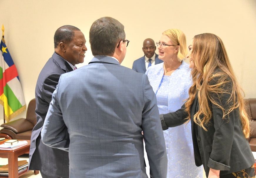 Les États-Unis annoncent l'implantation d'entreprises américaines en Centrafrique Les États-Unis annoncent l'implantation d'entreprises américaines en Centrafrique