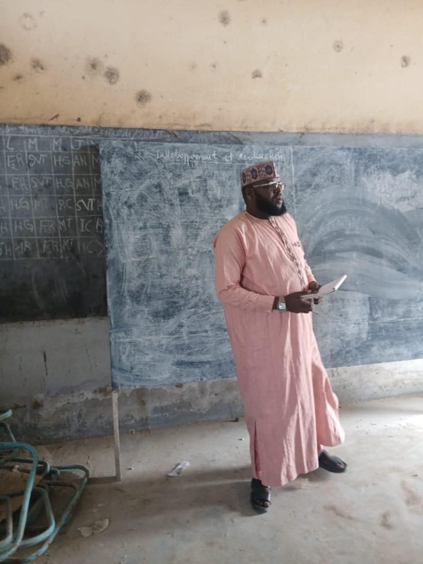 Tchad : à Kinasserom, le sous-préfet Abakar Moussa Ousmane joint l’acte à la parole Tchad : à Kinasserom, le sous-préfet Abakar Moussa Ousmane joint l’acte à la parole