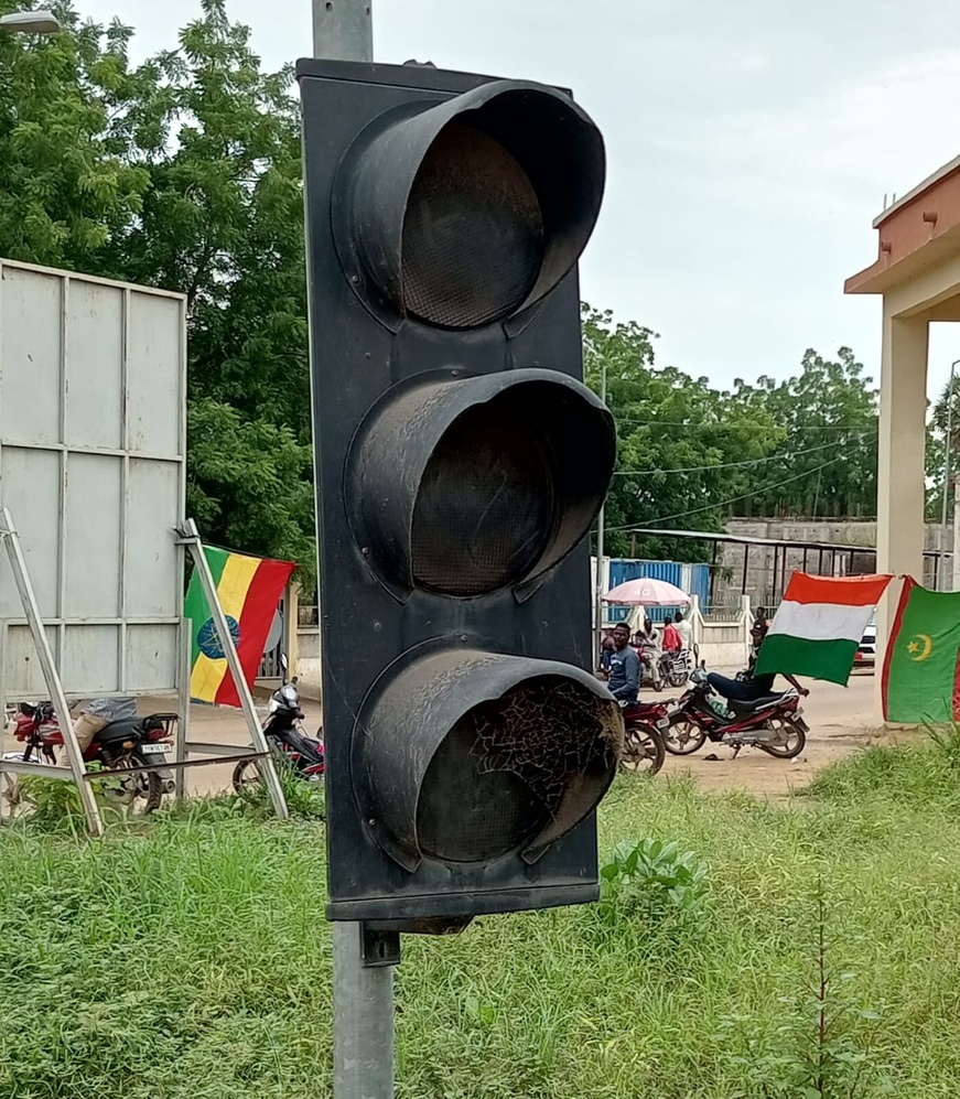 N’Djamena : Le Silence des Feux, l'Éclat du Désordre N’Djamena : Le Silence des Feux, l'Éclat du Désordre