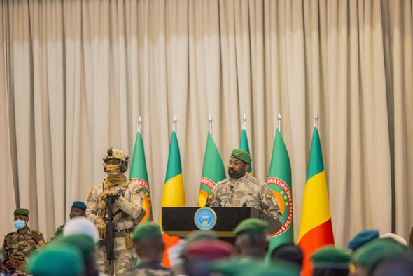 Mali : Le Président de la République reçoit les vœux des Forces de Défense et de Sécurité
