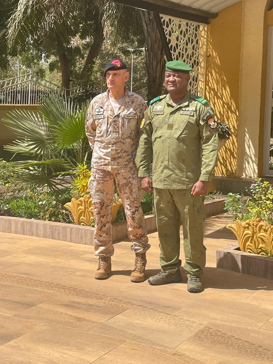 Niger - Attaque à l'aéroport  de Niamey : Le Chef d'État-major italien au chevet de la mission MISIN