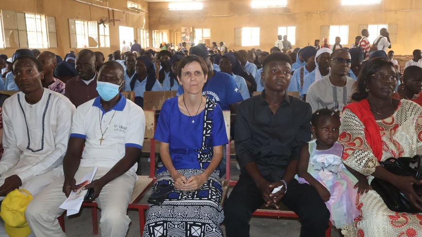 Tchad : Le CEDIRAA mobilise les lycéens contre l’alcool et les drogues à travers un concours de slam Tchad : Le CEDIRAA mobilise les lycéens contre l’alcool et les drogues à travers un concours de slam