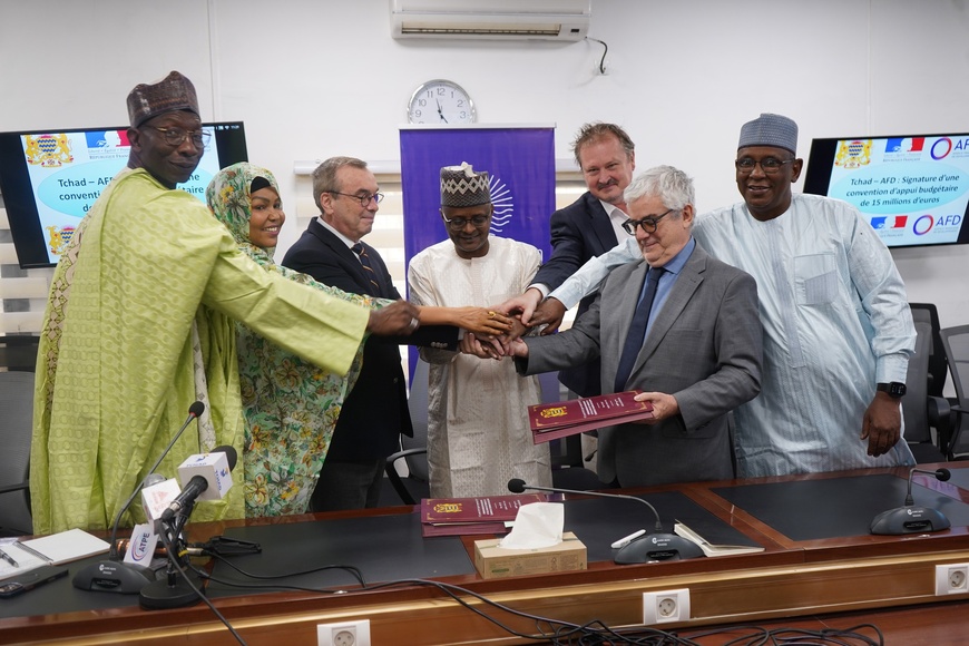 Tchad : une convention d’appui budgétaire de 15 millions d’euros signée avec l’AFD Tchad : une convention d’appui budgétaire de 15 millions d’euros signée avec l’AFD