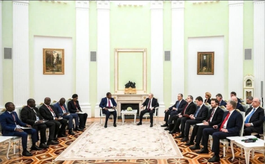 Russie-Centrafrique : Poutine et Touadéra veulent renforcer leur coopération bilatérale Russie-Centrafrique : Poutine et Touadéra veulent renforcer leur coopération bilatérale