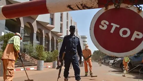 Policier au Mali. Crédit photo : Sources