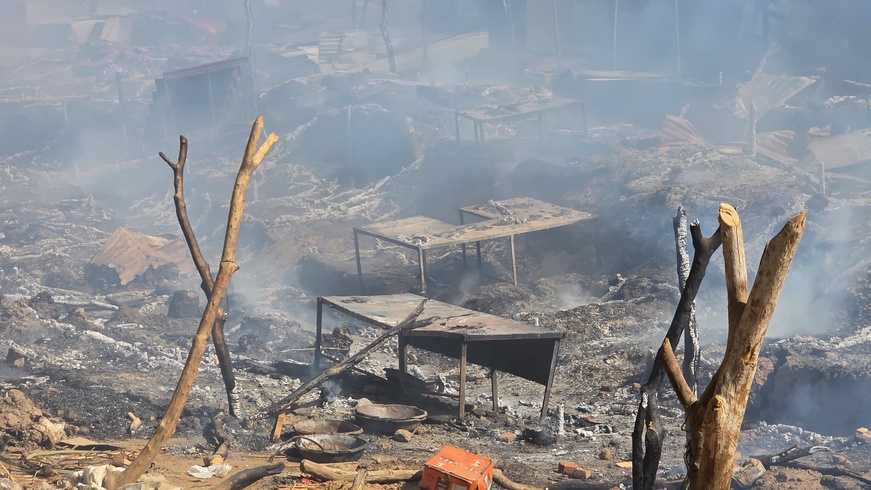 Tchad : mobilisation et solidarité après l'incendie au marché Ridjil à Abéché Tchad : mobilisation et solidarité après l'incendie au marché Ridjil à Abéché
