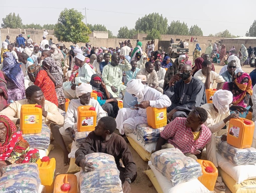 Tchad : des kits sociaux distribués aux personnes vulnérables dans le 8ᵉ arrondissement de N’Djamena Tchad : des kits sociaux distribués aux personnes vulnérables dans le 8ᵉ arrondissement de N’Djamena