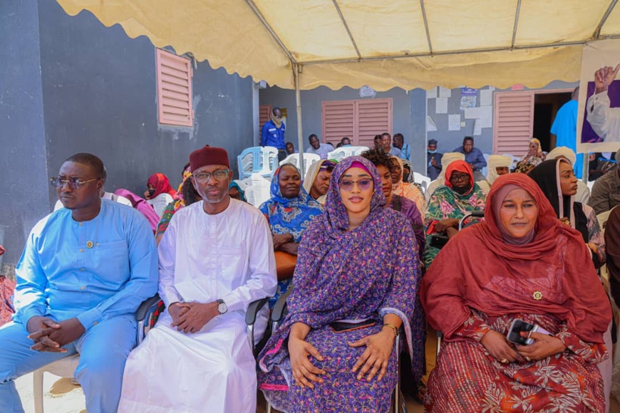 Tchad : distribution de kits alimentaires aux personnes vulnérables dans le 9ᵉ arrondissement de N’Djamena Tchad : distribution de kits alimentaires aux personnes vulnérables dans le 9ᵉ arrondissement de N’Djamena