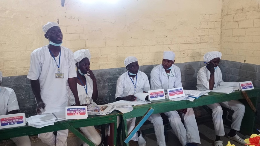 Tchad : 135 étudiants en santé soutiennent leurs mémoires à l’EFASSAR de Sarh Tchad : 135 étudiants en santé soutiennent leurs mémoires à l’EFASSAR de Sarh