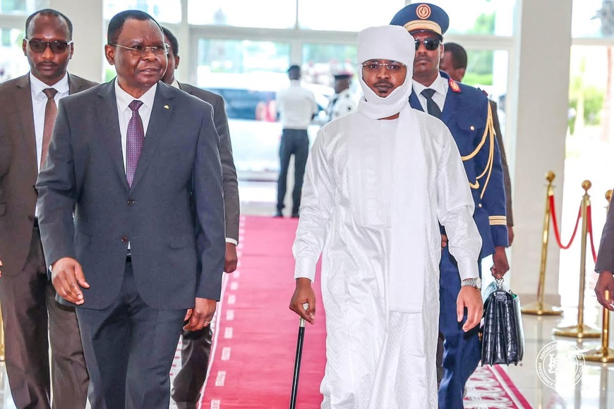 Tchad : le Président et le Premier ministre adressent leurs vœux à la communauté chrétienne à l’occasion de Pâques Tchad : le Président et le Premier ministre adressent leurs vœux à la communauté chrétienne à l’occasion de Pâques