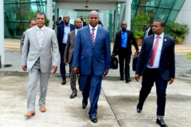 Lettre ouverte à Faustin-Archange Touadéra : vous avez pris la mauvaise route ! Lettre ouverte à Faustin-Archange Touadéra : vous avez pris la mauvaise route !