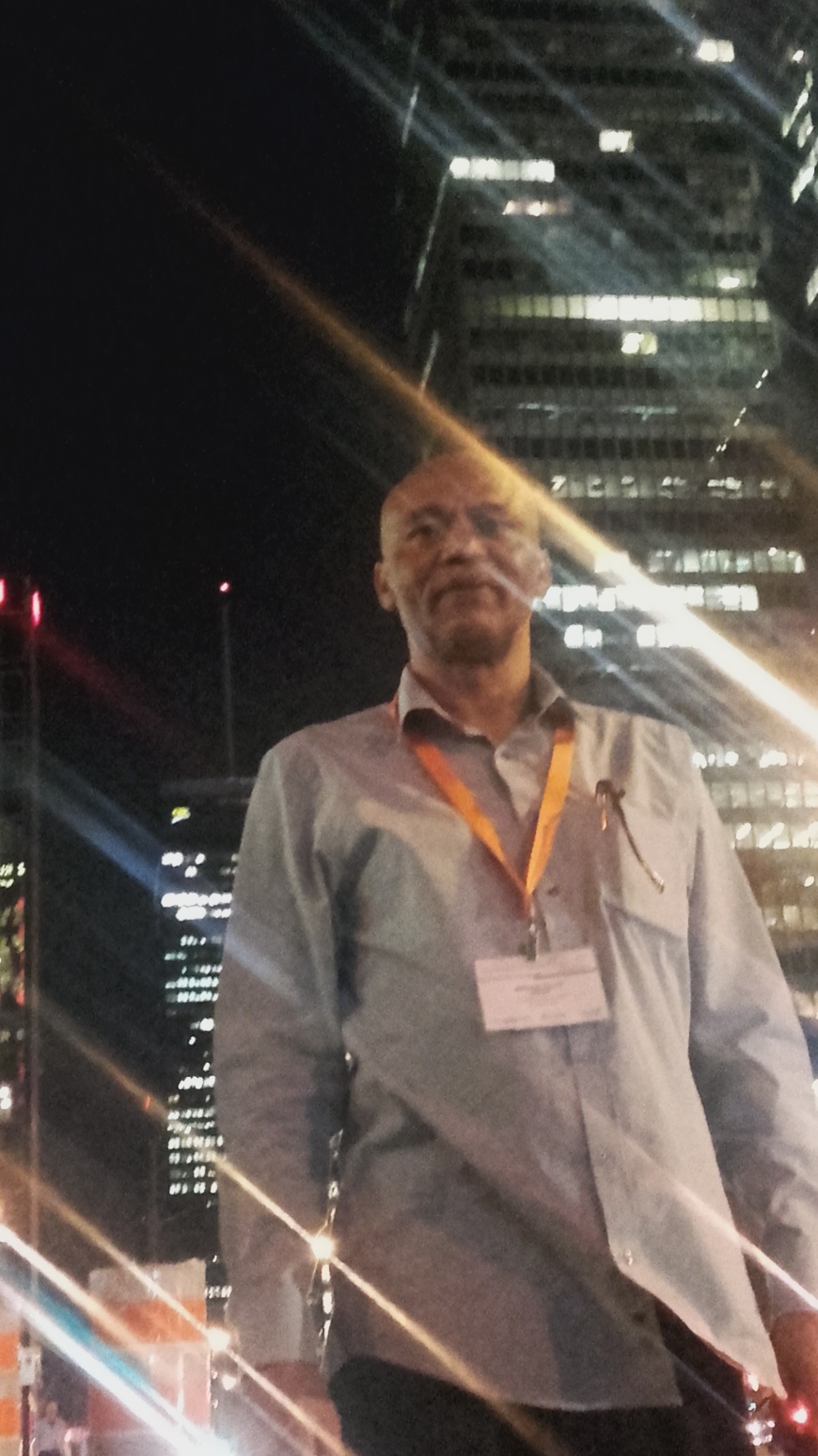 Extremisme : "il faut une strategie de prévention en milieux scolaires" Ahmat Yacoub invité ce soir de Radio Dja FM Extremisme : "il faut une strategie de prévention en milieux scolaires" Ahmat Yacoub invité ce soir de Radio Dja FM