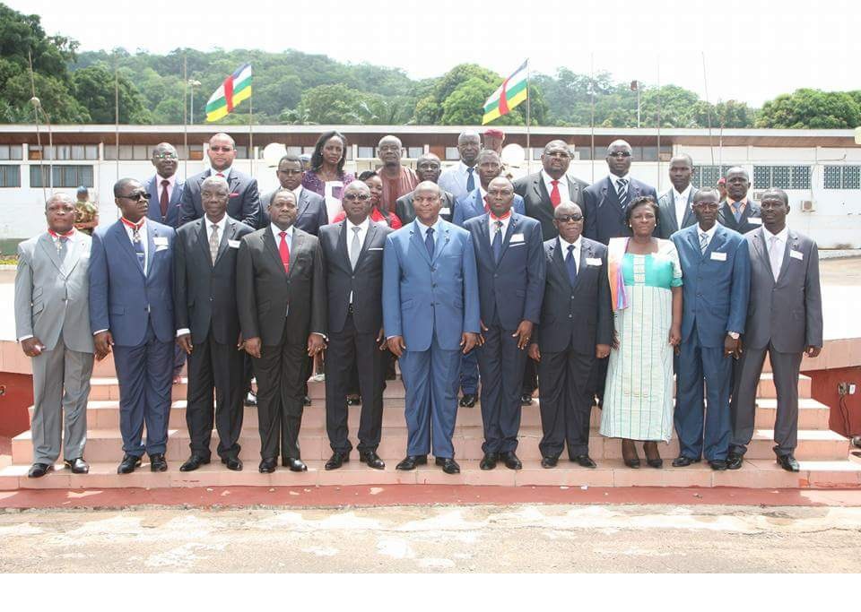 Jusqu’à quand Touadéra et son directeur de cabinet vont-ils rabaisser la République ? 