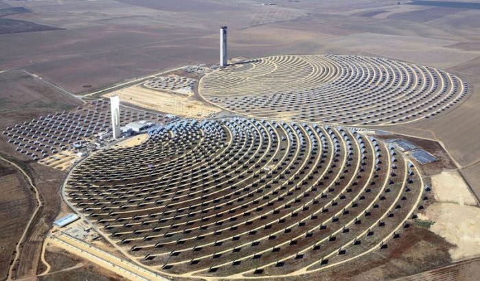 Le Roi du Maroc lance les travaux de réalisation de la 4ème centrale du complexe solaire Noor Ouarzazate Le Roi du Maroc lance les travaux de réalisation de la 4ème centrale du complexe solaire Noor Ouarzazate
