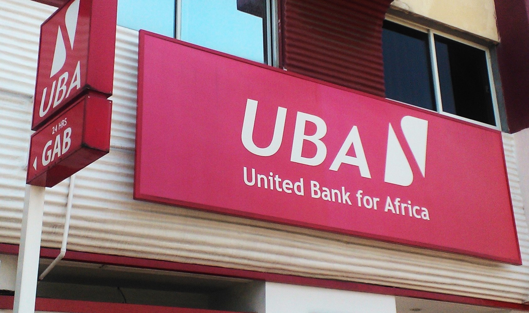 Investissement dans le capital humain: au milieu d’une récession économique, UBA promeut 3 000 employés