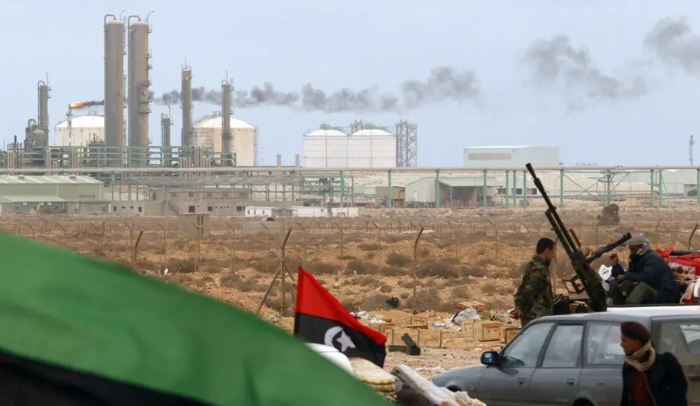 Des installations pétrolières en Libye. Crédits : Sources