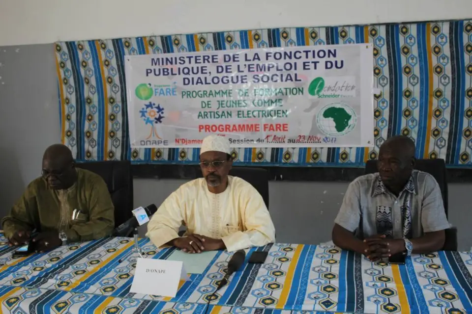 Tchad : 35 jeunes formés dans la maintenance électrique par l'ONAPE
