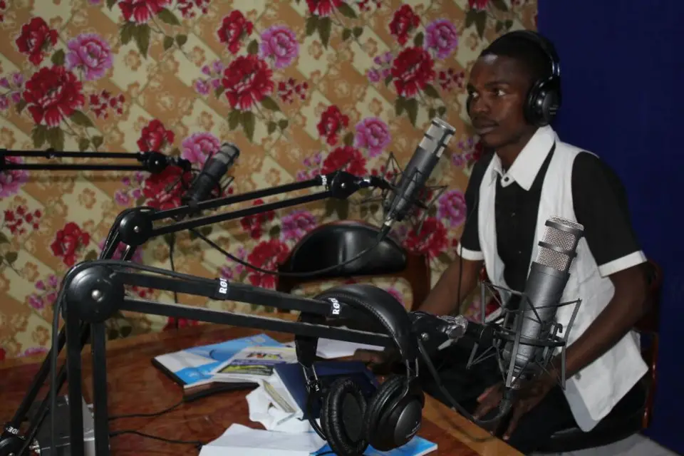 Tchad : La radio communale Nelson Mandela voit le jour à Farcha. Alwihda Info/D.W.