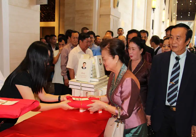 Vientiane celebrates Laos edition of Xi bestseller