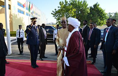 Le Président soudanais médiateur entre le Tchad et Qatar