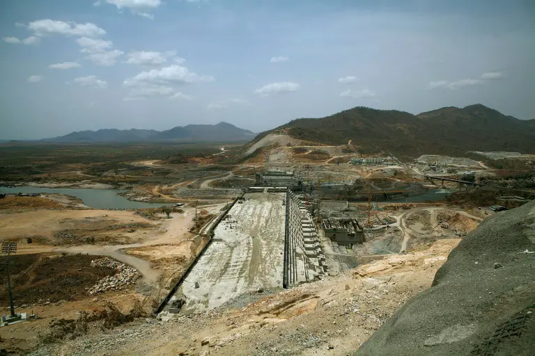 Le barrage de la Renaissance en construction sur le Nil bleu par l'Ethiopie le 31 mars 2015 / © AFP/Archives / ZACHARIAS ABUBEKER