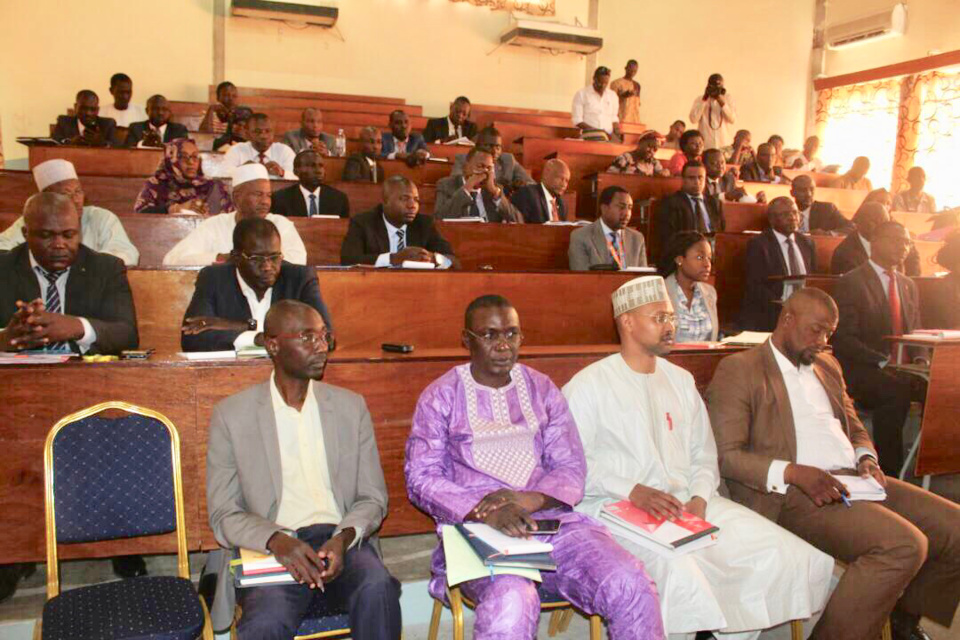 Les participants à la formation des agents des banques. Alwihda Info