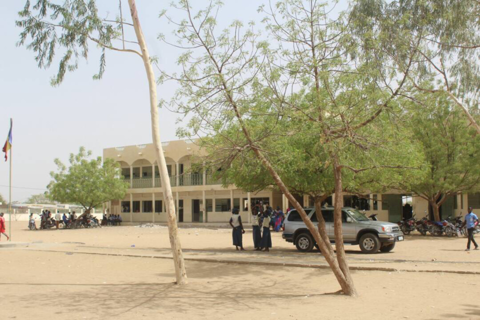 Tchad : L’ASEAT offre un don de 100 livres aux élèves du Lycée de Gassi Tchad : L’ASEAT offre un don de 100 livres aux élèves du Lycée de Gassi