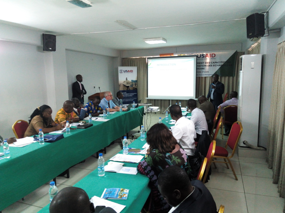 Réglementation commerciale à l’import-export en Côte d’Ivoire : Cnfe, secteur privé, société civile et journalistes instruits Réglementation commerciale à l’import-export en Côte d’Ivoire : Cnfe, secteur privé, société civile et journalistes instruits