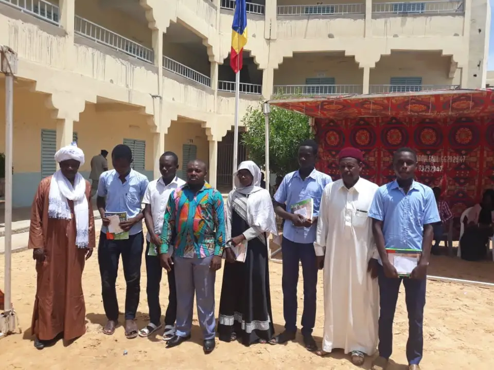 5 lycéens ont été primés à l'issue des épreuves du concours national de mathématiques organisé par le lycée Etoile Polaire à N'Djamena. Alwihda Info/Ph.R