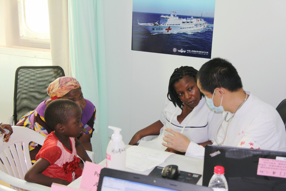 Peace Ark tightens the China-Africa bond with humanitarian assistance