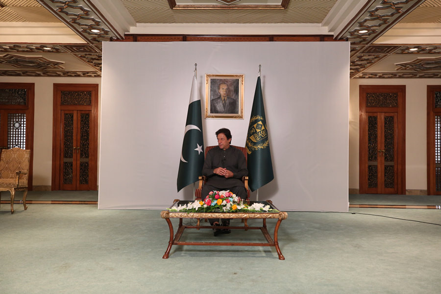 China is 'example' for Pakistan and developing world: Pakistani PM China is 'example' for Pakistan and developing world: Pakistani PM