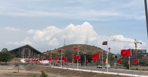 A new six-lane road Independence Boulevard fully funded by China demonstrated strong friendship between the two countries. (Photo: People's Daily) A new six-lane road Independence Boulevard fully funded by China demonstrated strong friendship between the two countries. (Photo: People's Daily)