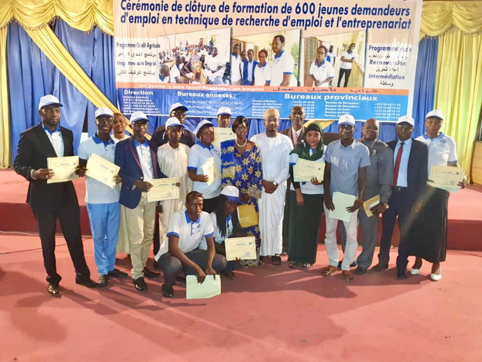 Tchad : l'ONAPE relève le défi du chômage des jeunes. © Alwihda Info Tchad : l'ONAPE relève le défi du chômage des jeunes. © Alwihda Info