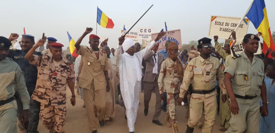 Illustration. Le gouverneur Ramadan Erdebou à Abéché lors d'un meeting. © Alwihda Info Illustration. Le gouverneur Ramadan Erdebou à Abéché lors d'un meeting. © Alwihda Info