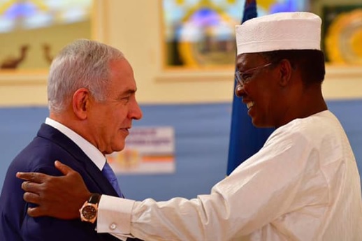 Le président Idriss Déby (droite) et le chef du gouvernement israélien netanyahu. © DR