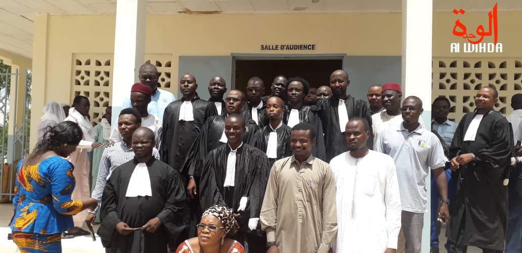 Tchad : "il faut beaucoup de courage pour conserver sa vocation de magistrat jusqu'au bout". © Alwihda Info Tchad : "il faut beaucoup de courage pour conserver sa vocation de magistrat jusqu'au bout". © Alwihda Info