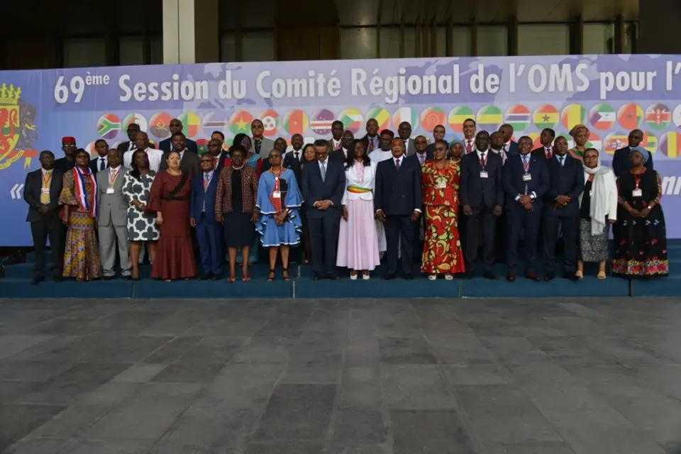 Sassou N'Guesso et les participants à la session de Brazzaville.