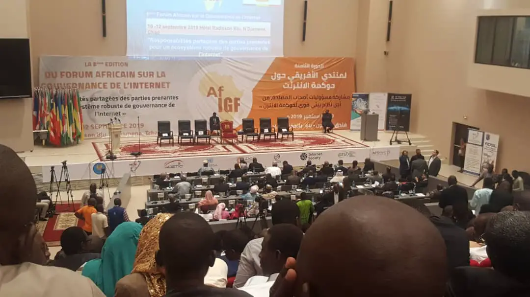Le Tchad veut "s'insérer dans le nouvel ordre économique international" avec Internet. © Alwihda Info