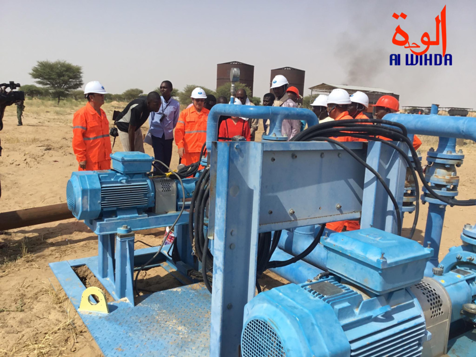 Tchad : le directeur de la SHT inspecte les installations de la raffinerie de Rig-Rig Tchad : le directeur de la SHT inspecte les installations de la raffinerie de Rig-Rig